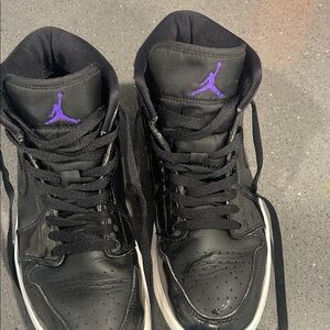 Jordan Black and Purple Leather Sneakers